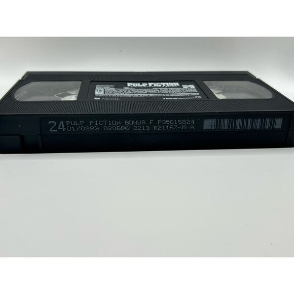 Special Collector's Edition VHS Copy of Quentin Tarantino's Movie Pulp Fiction - Picture 10 of 11